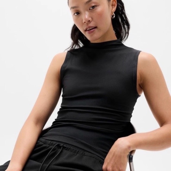 Athleta Tops - NWT Athleta Signature Rib Mock Neck Tank Black Size Small